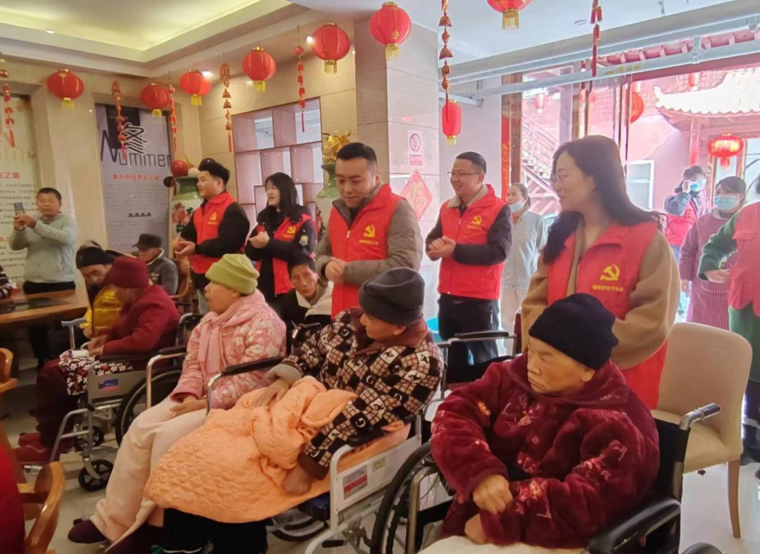 贛農(nóng)集團(tuán)組織開展學(xué)雷鋒志愿服務(wù)活動