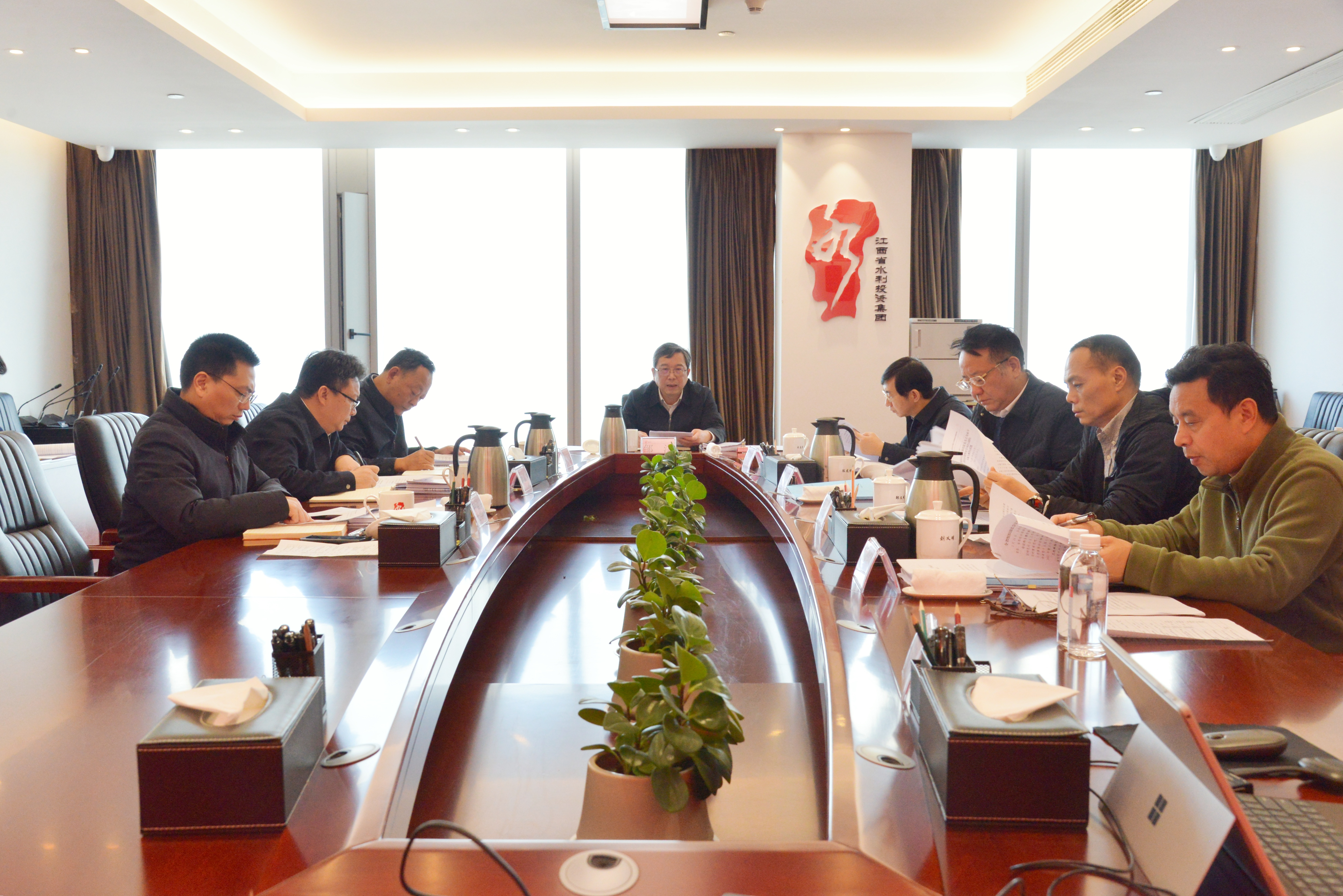 省水投集團(tuán)召開黨委會(huì)傳達(dá)學(xué)習(xí)習(xí)近平總書記在審閱中央政治局委員、書記處書記等向黨中央和習(xí)近平總書記述職報(bào)告時(shí)的重要指示精神