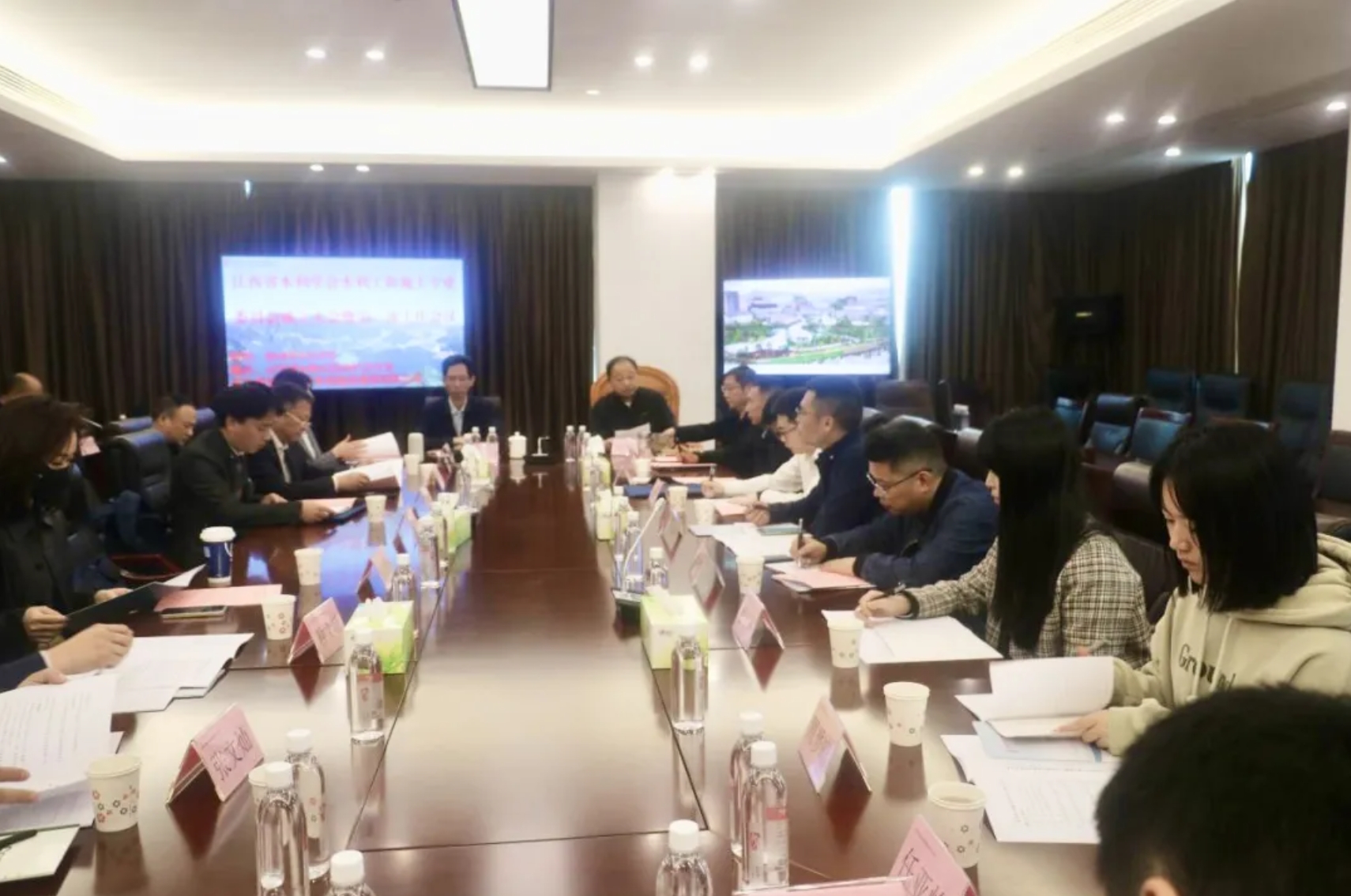 江西省水利學(xué)會(huì)水利工程施工專業(yè)委員會(huì)成立大會(huì)暨第一次工作會(huì)議在省水投建設(shè)集團(tuán)成功召開